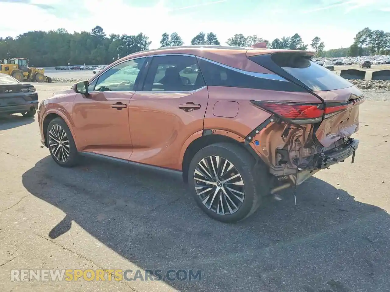 2 fotografías del automóvil dañado 2T2BAMBA4RC025226 LEXUS RX350 2024