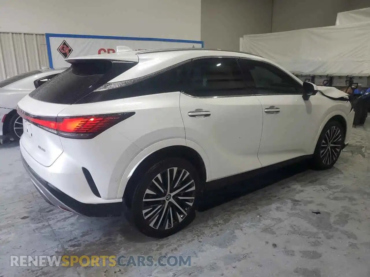 3 Фотография поврежденного автомобиля 2T2BAMBA9RC026064 LEXUS RX350 2024
