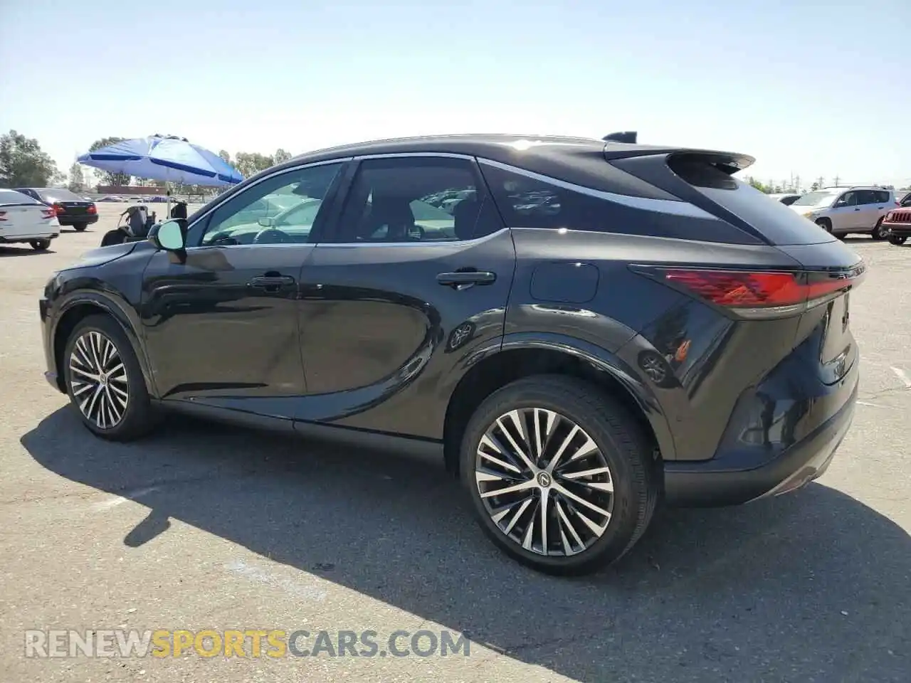 2 Фотография поврежденного автомобиля 2T2BAMBAXRC024971 LEXUS RX350 2024