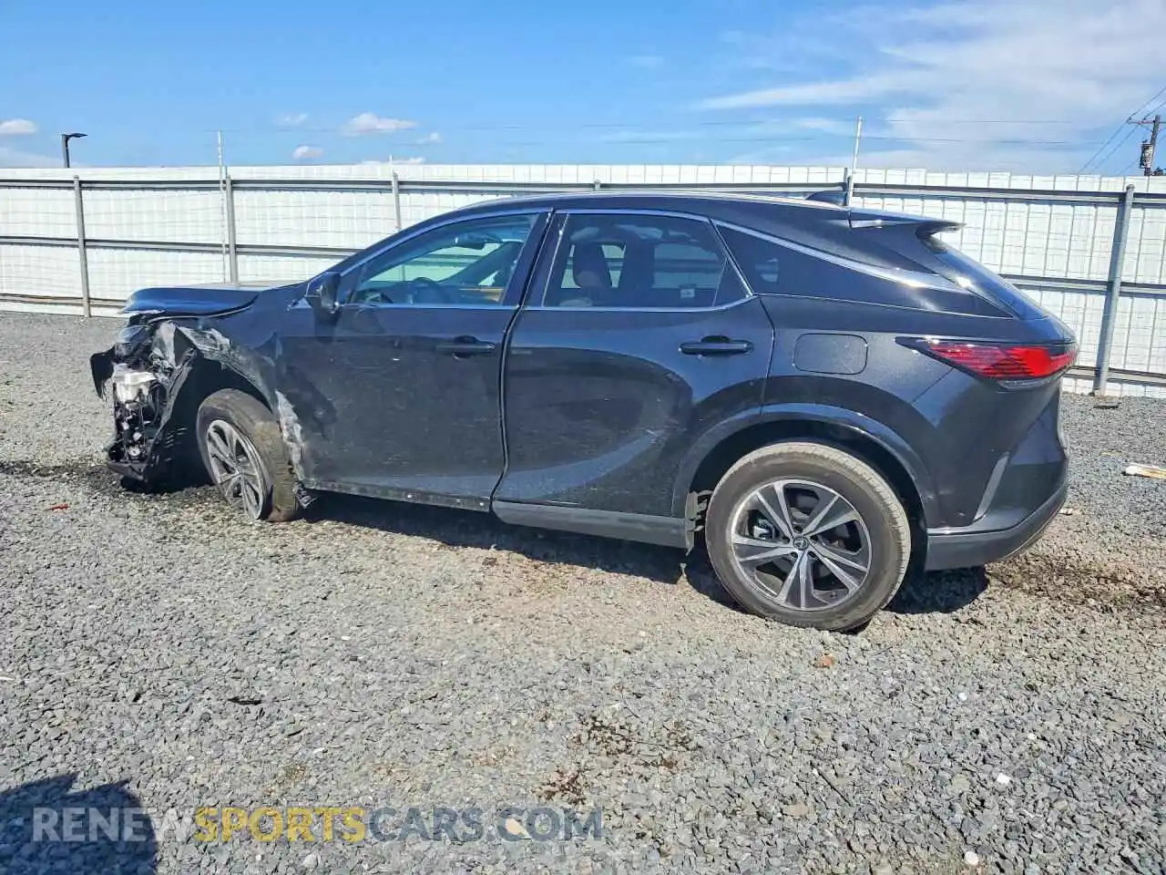 2 fotografías del automóvil dañado 2T2BAMCA3RC080278 LEXUS RX350 2024