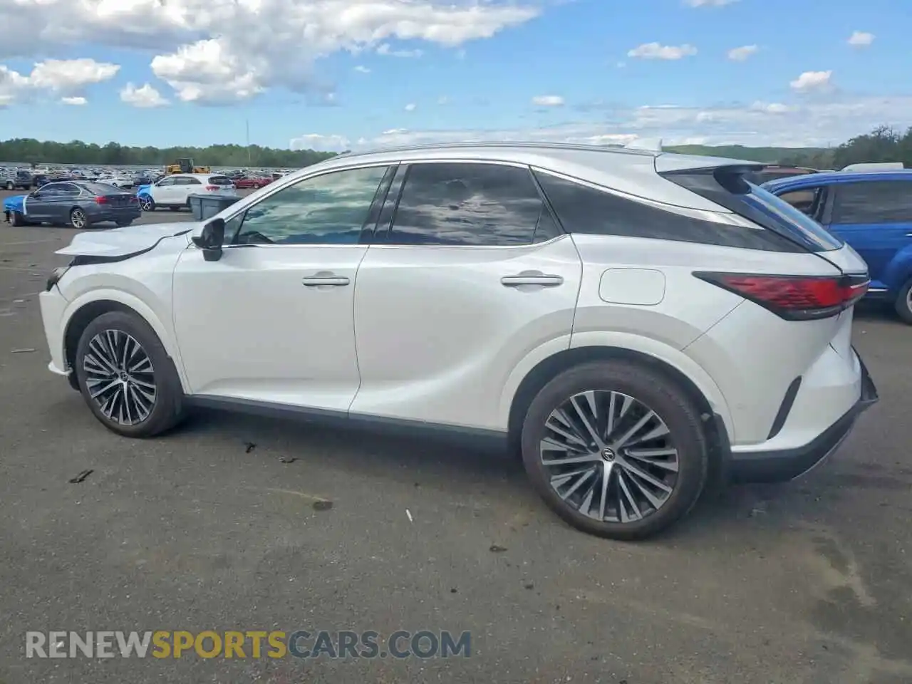 2 Фотография поврежденного автомобиля 2T2BAMCAXRC071223 LEXUS RX350 2024