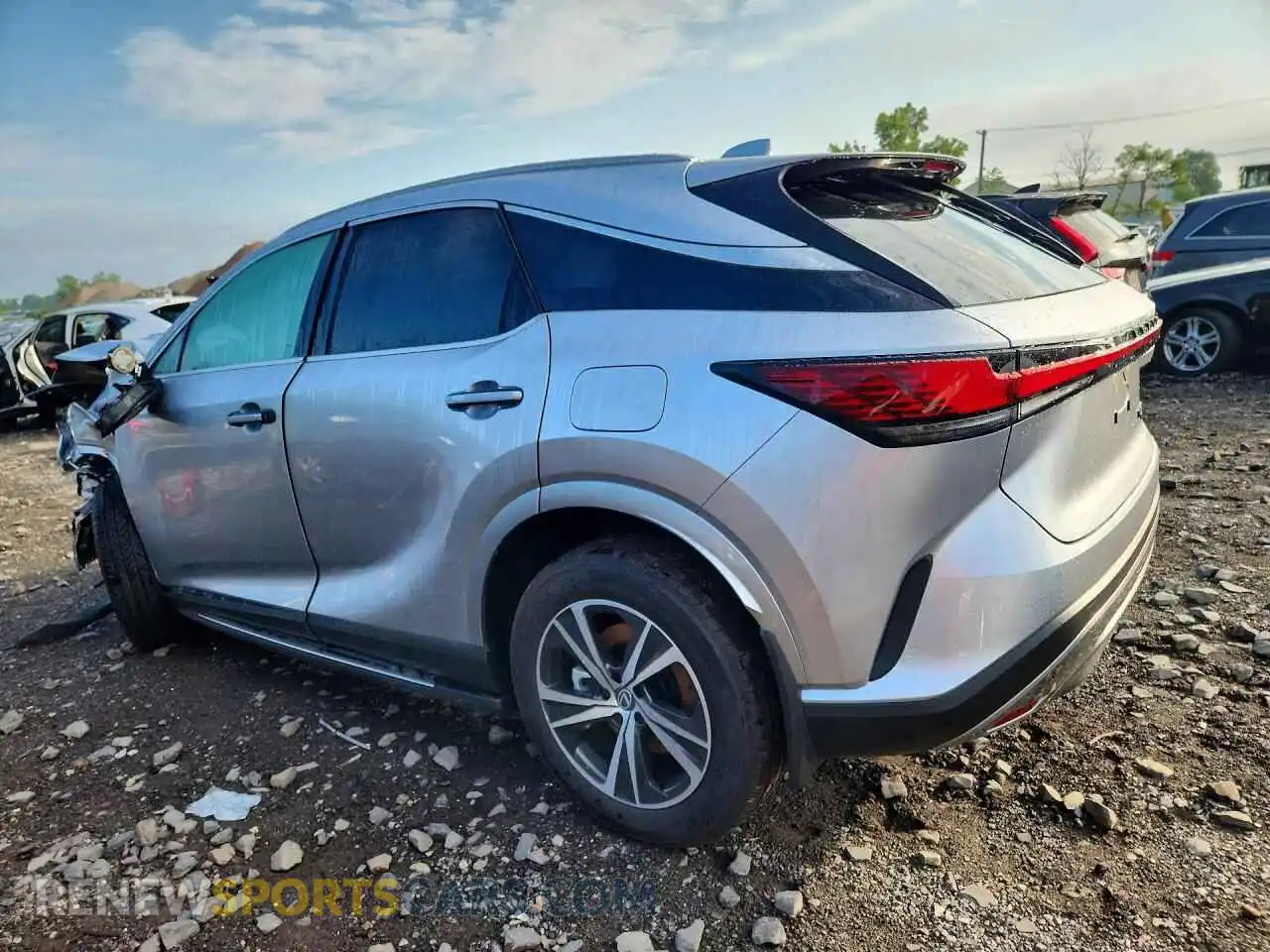 2 Фотография поврежденного автомобиля 2T2BAMCA1TC148634 LEXUS RX350 2026