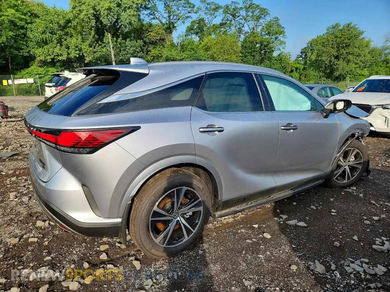 3 Фотография поврежденного автомобиля 2T2BAMCA1TC148634 LEXUS RX350 2026
