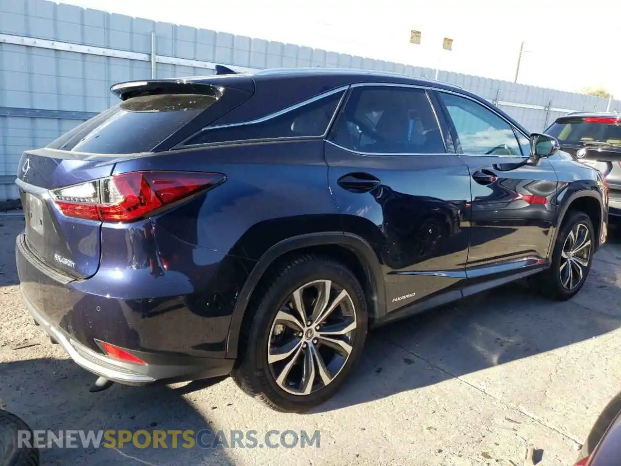 3 Photograph of a damaged car 2T2HGMDA4LC054867 LEXUS RX450 2020