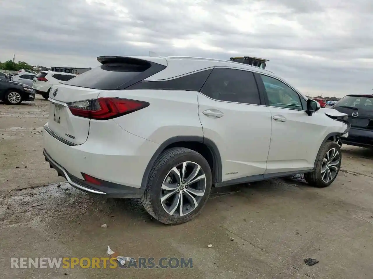 3 Photograph of a damaged car 2T2HGMDA7LC046584 LEXUS RX450 2020