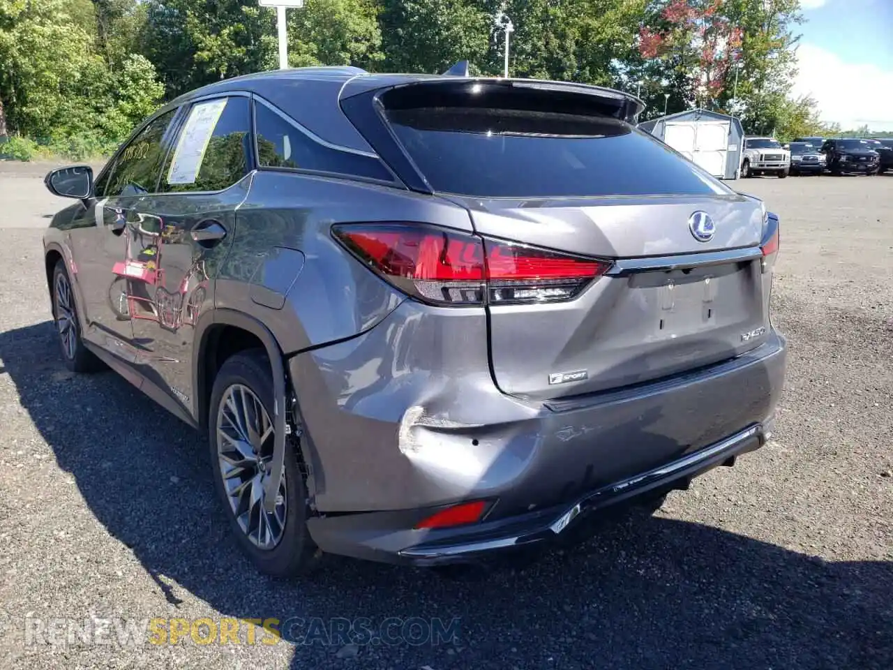 3 Photograph of a damaged car 2T2YGMDA3LC043360 LEXUS RX450 2020