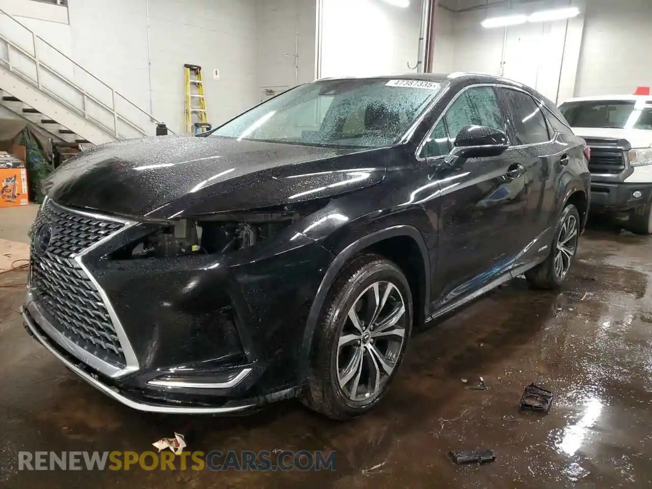 1 Photograph of a damaged car 2T2HGMDAXMC065163 LEXUS RX450 2021