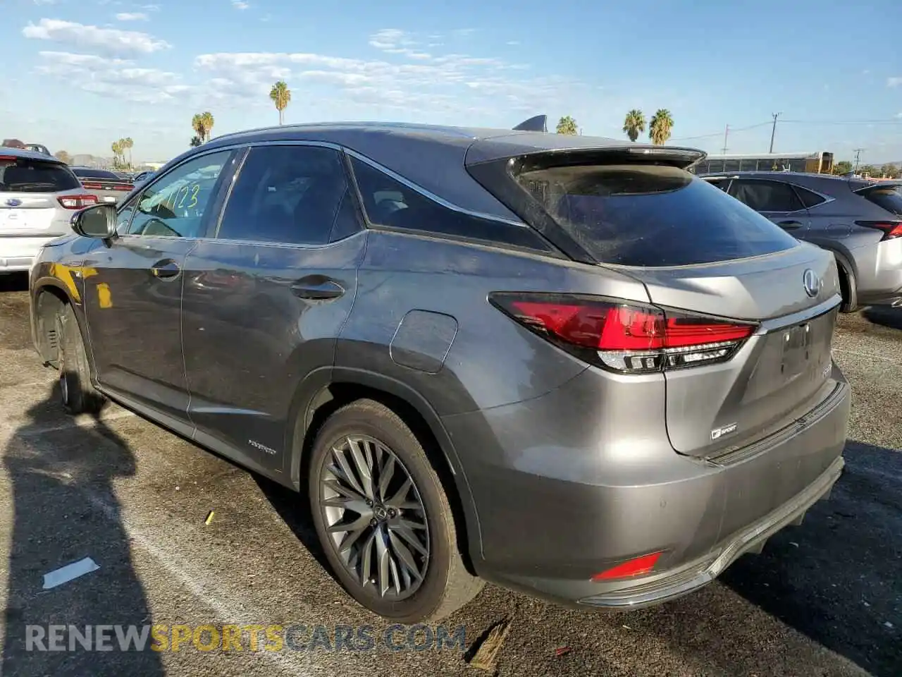 3 fotografías del automóvil dañado 2T2YGMDA4MC070956 LEXUS RX450 2021