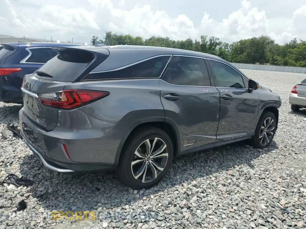 3 Photograph of a damaged car JTJHGKFA6M2016267 LEXUS RX450 2021