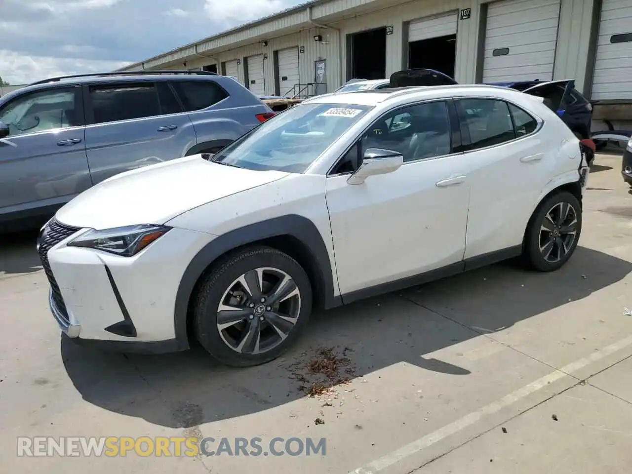 1 Фотография поврежденного автомобиля JTHY3JBH0K2000430 LEXUS UX 200 2019