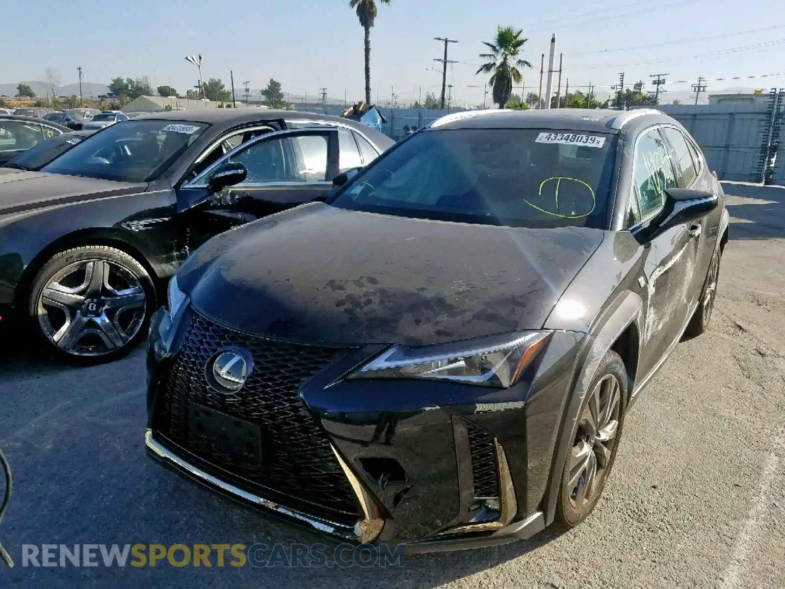 2 Photograph of a damaged car JTHY3JBH1K2008066 LEXUS UX 200 2019