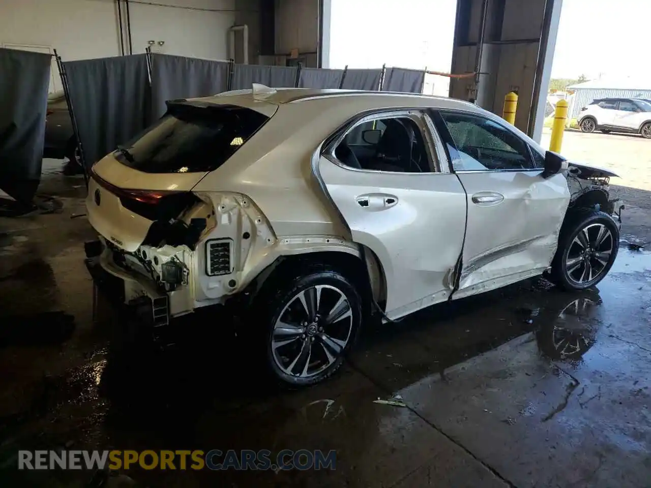 3 Photograph of a damaged car JTHY3JBH1K2014188 LEXUS UX 200 2019