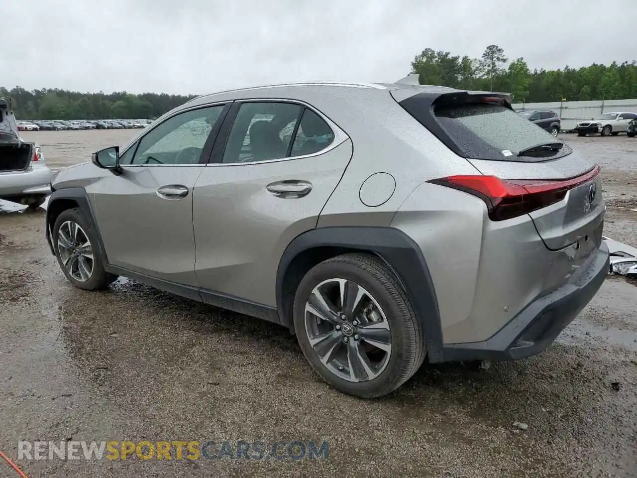 2 Photograph of a damaged car JTHY3JBH4K2016033 LEXUS UX 200 2019