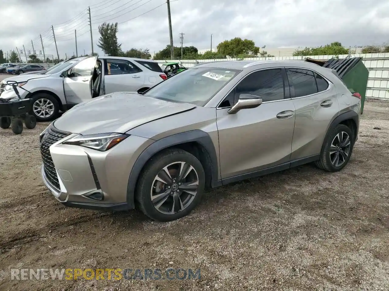 1 Photograph of a damaged car JTHY3JBH4K2020373 LEXUS UX 200 2019