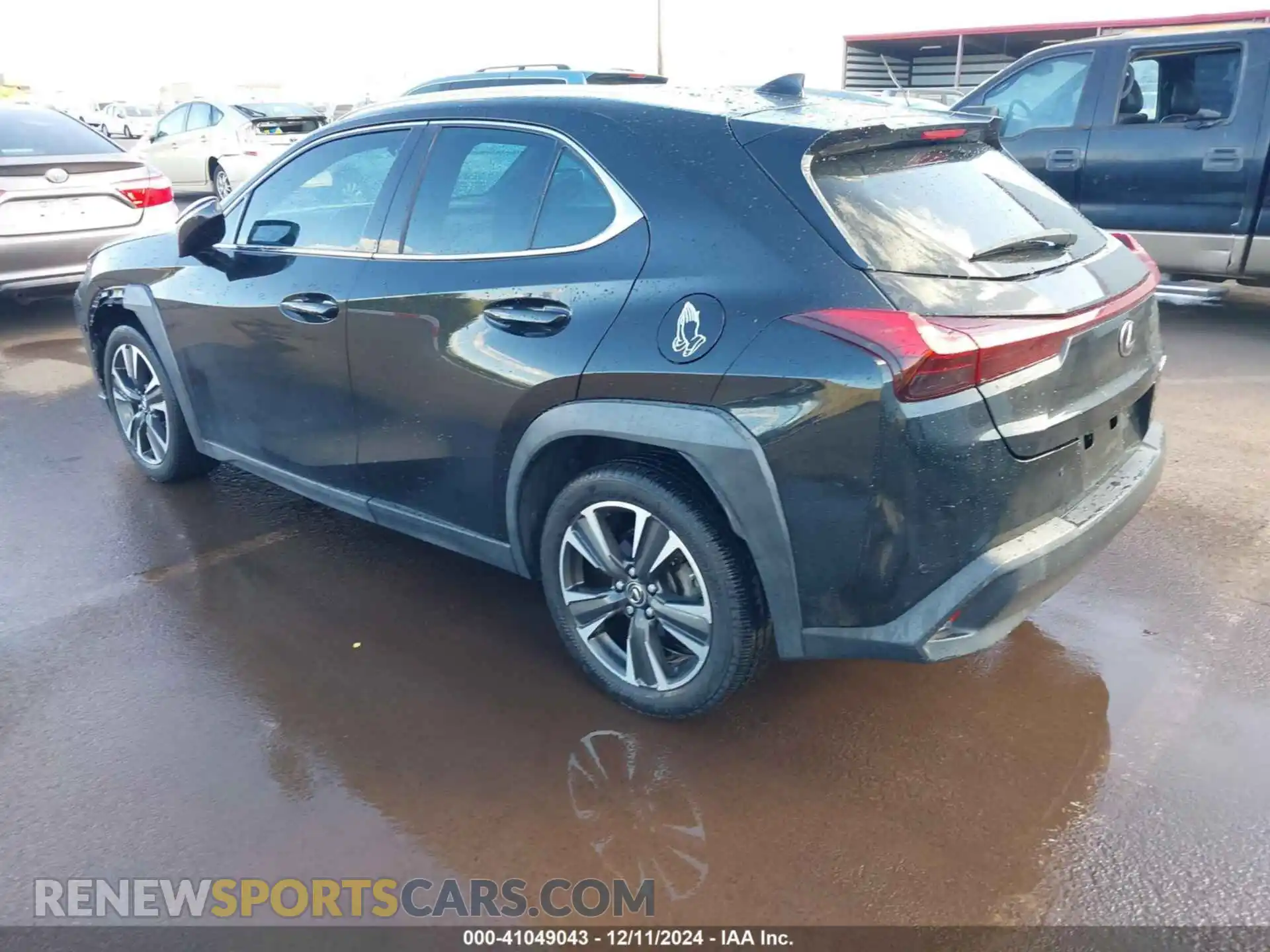 3 Photograph of a damaged car JTHY3JBH5K2010578 LEXUS UX 200 2019