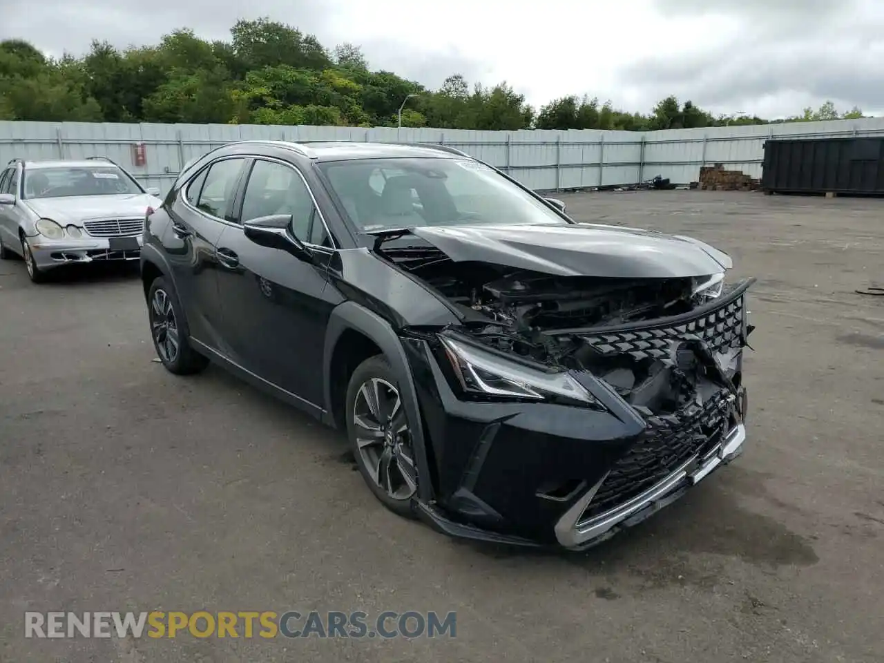 1 Photograph of a damaged car JTHY3JBH6K2000349 LEXUS UX 200 2019