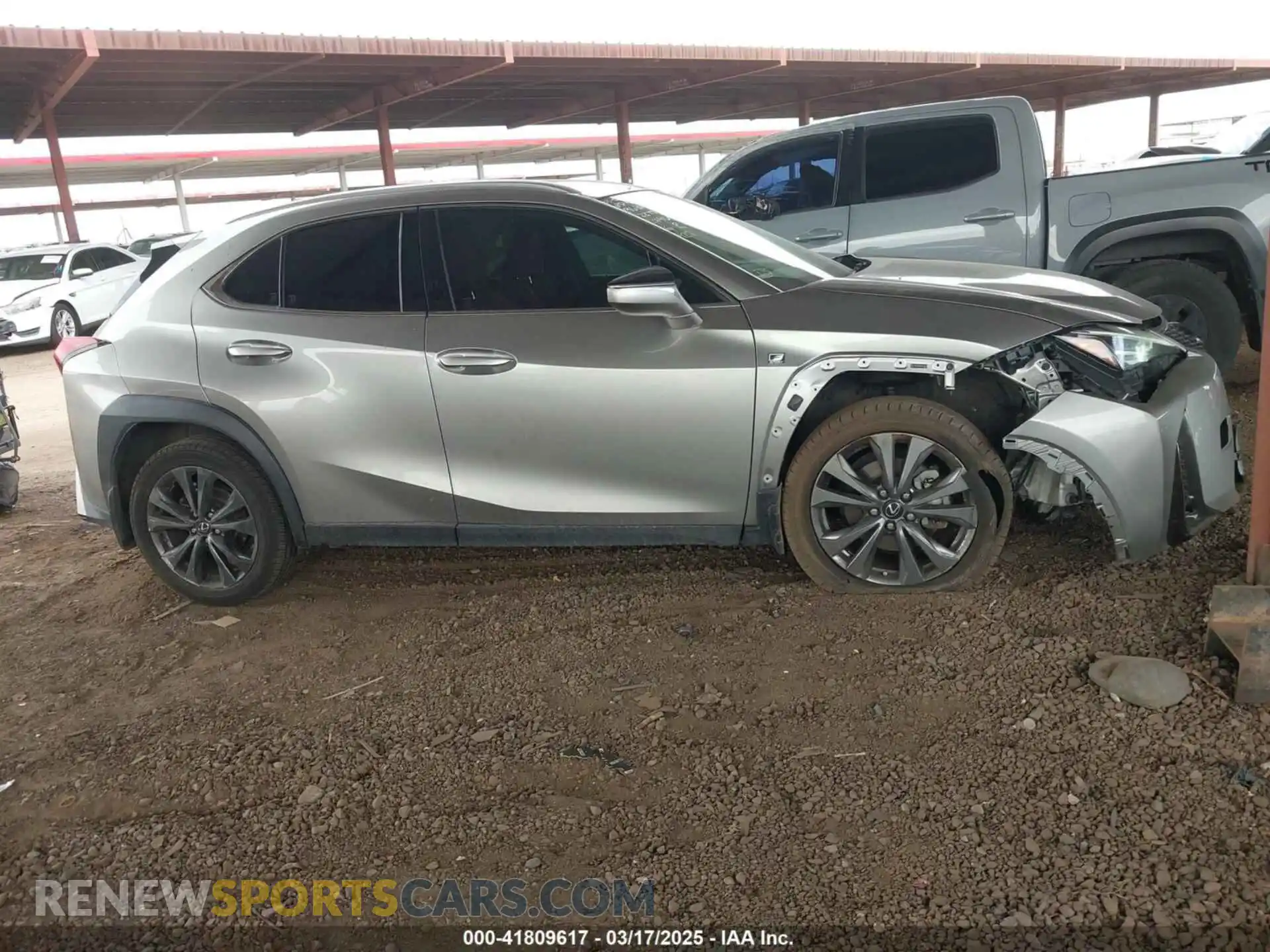 1 Photograph of a damaged car JTHY3JBH8K2014690 LEXUS UX 200 2019