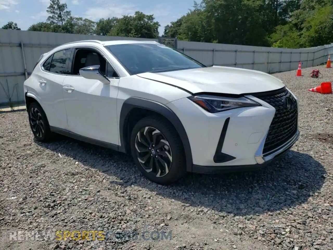 1 Photograph of a damaged car JTHP3JBH5L2025613 LEXUS UX 200 2020