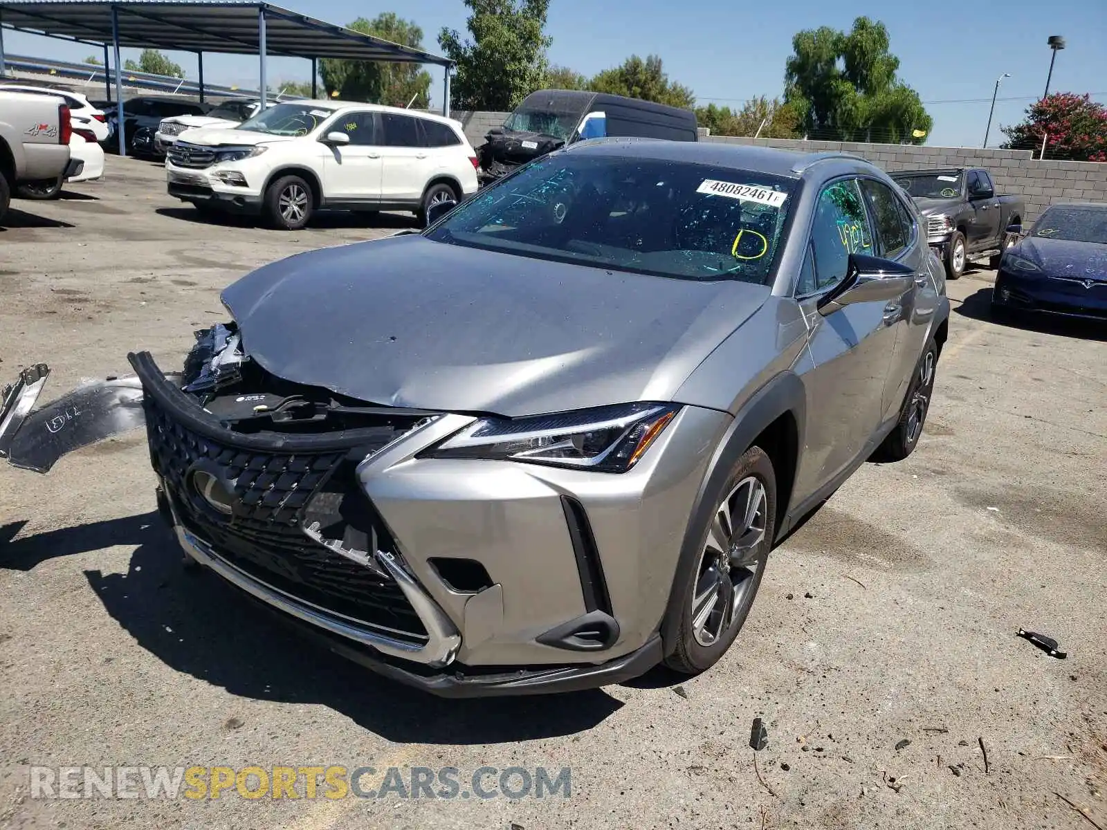 2 Photograph of a damaged car JTHX3JBH0L2031061 LEXUS UX 200 2020