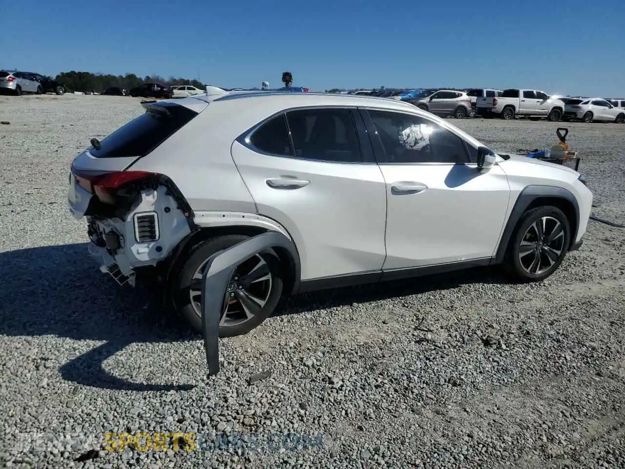3 Photograph of a damaged car JTHX3JBH1L2022417 LEXUS UX 200 2020