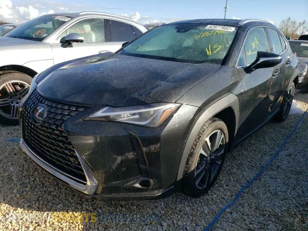 2 Photograph of a damaged car JTHX3JBH7L2029422 LEXUS UX 200 2020