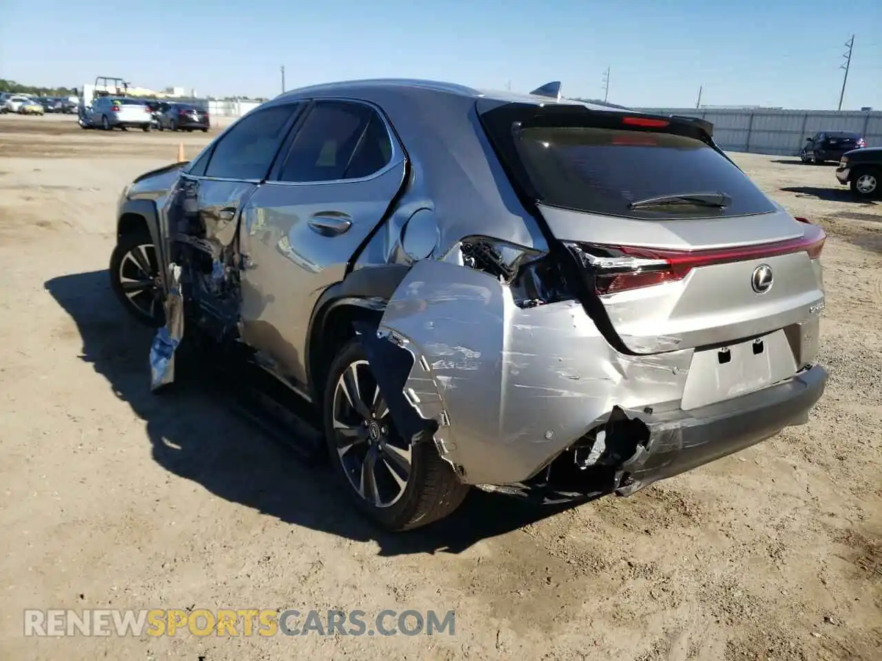 3 Фотография поврежденного автомобиля JTHX3JBHXL2030323 LEXUS UX 200 2020