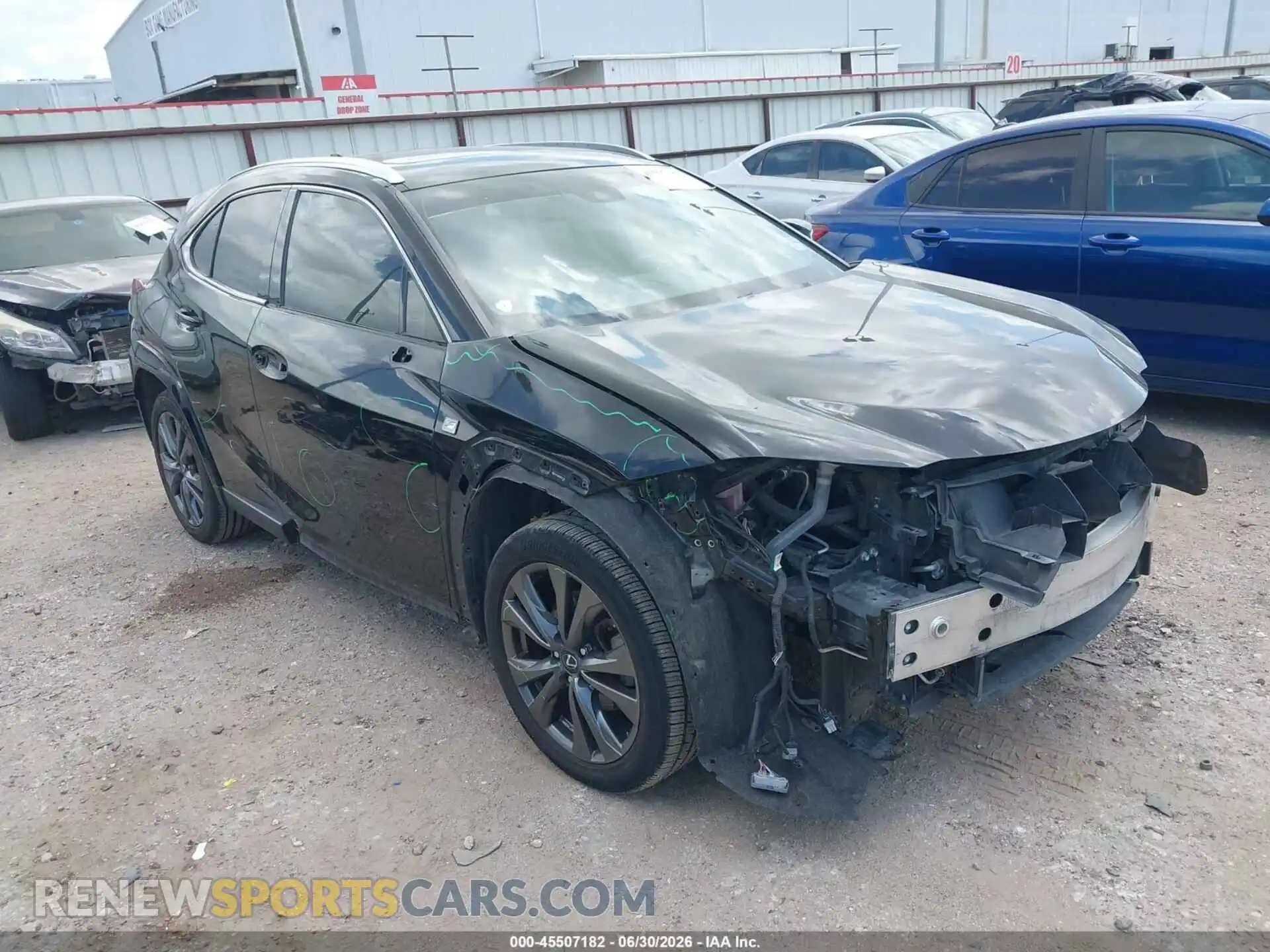 1 Фотография поврежденного автомобиля JTHE3JBH5N2051106 LEXUS UX 200 2022