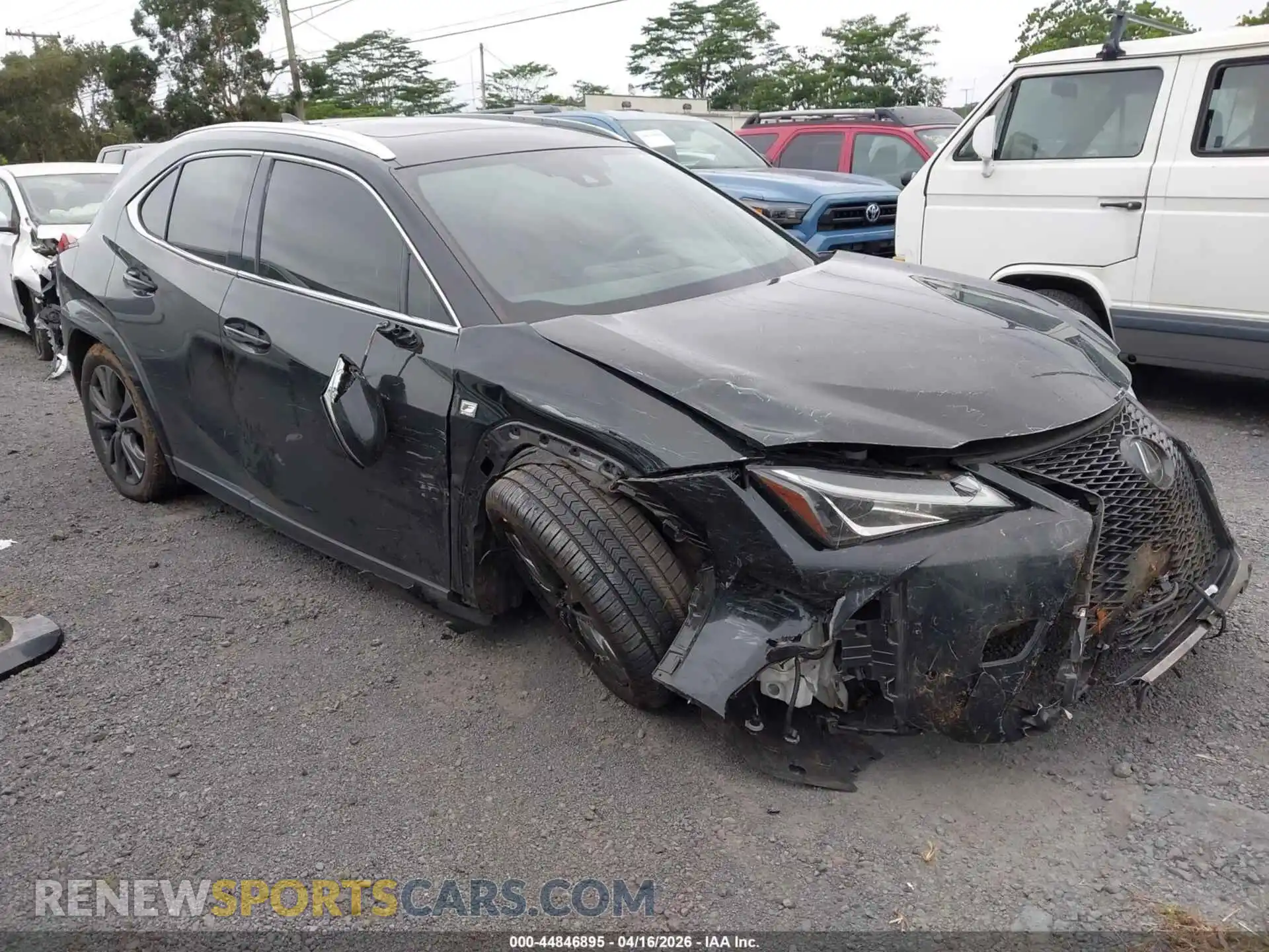 1 Фотография поврежденного автомобиля JTHR3JBH6N2054050 LEXUS UX 200 2022