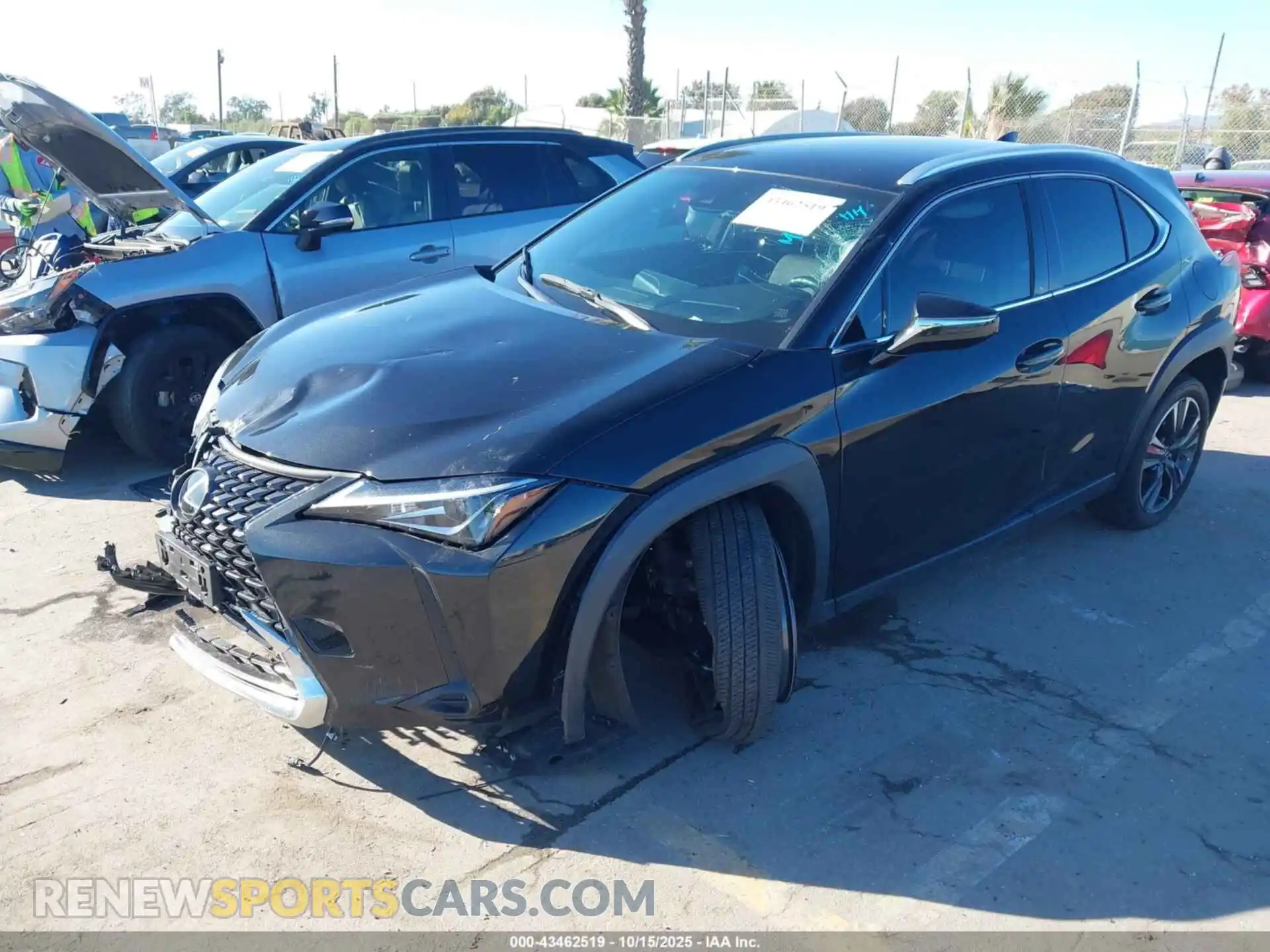 2 fotografías del automóvil dañado JTHX3JBH6N2050894 LEXUS UX 200 2022