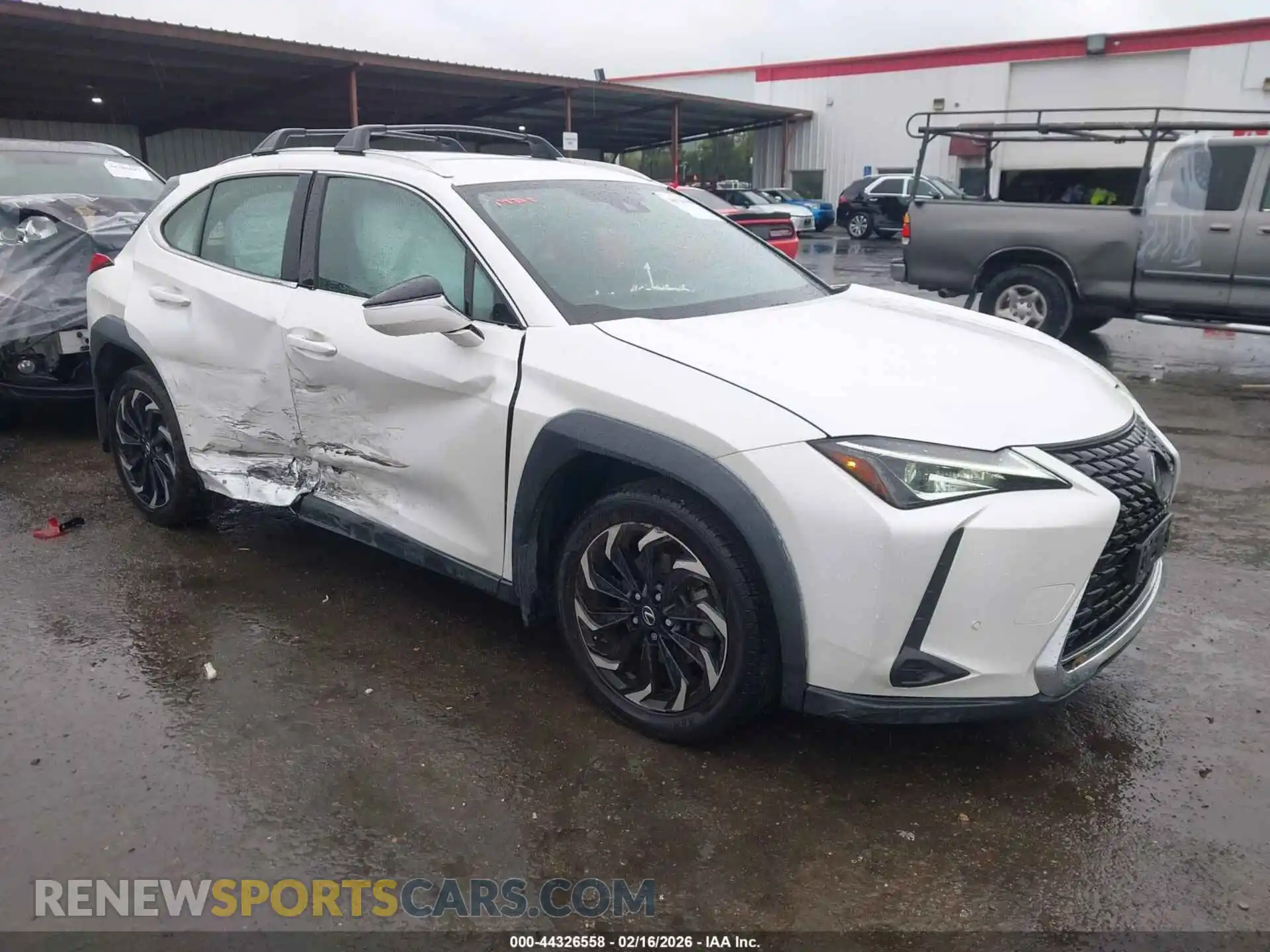 1 Photograph of a damaged car JTHX3JBH6N2056212 LEXUS UX 200 2022