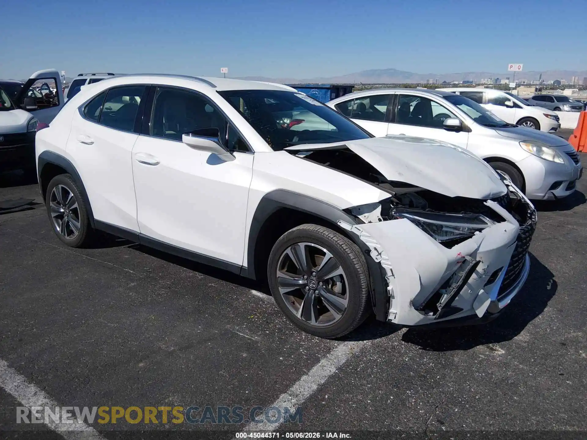 1 Фотография поврежденного автомобиля JTHX3JBH9N2046970 LEXUS UX 200 2022