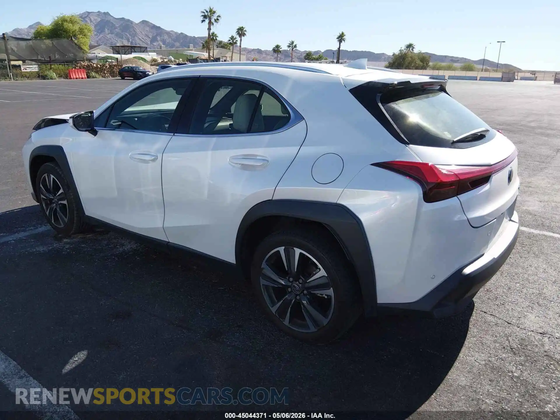 3 Фотография поврежденного автомобиля JTHX3JBH9N2046970 LEXUS UX 200 2022