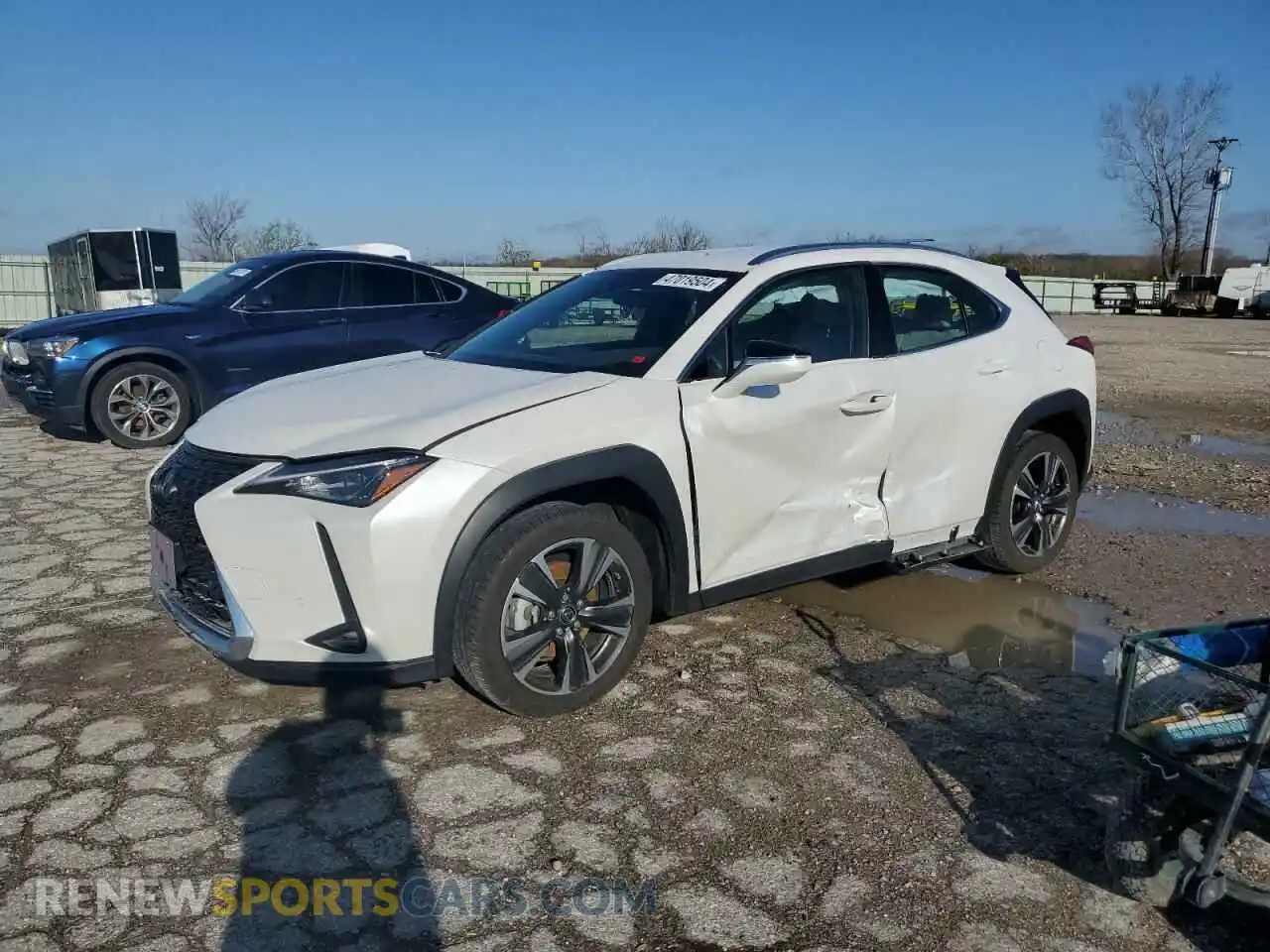 1 Photograph of a damaged car JTHX3JBH6N2048210 LEXUS UX 200 BAS 2022