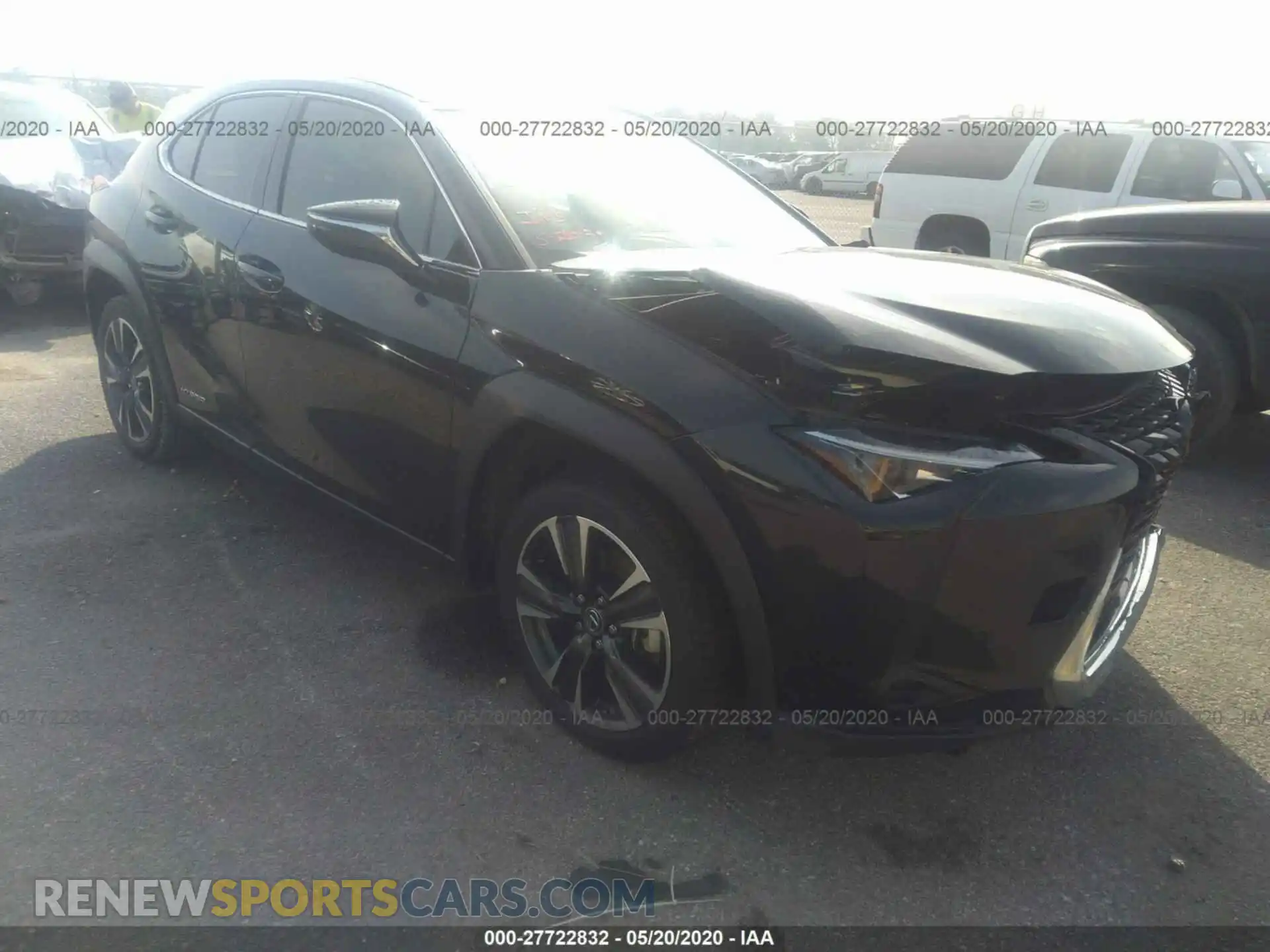 1 Photograph of a damaged car JTHU9JBH0K2015605 LEXUS UX 2019