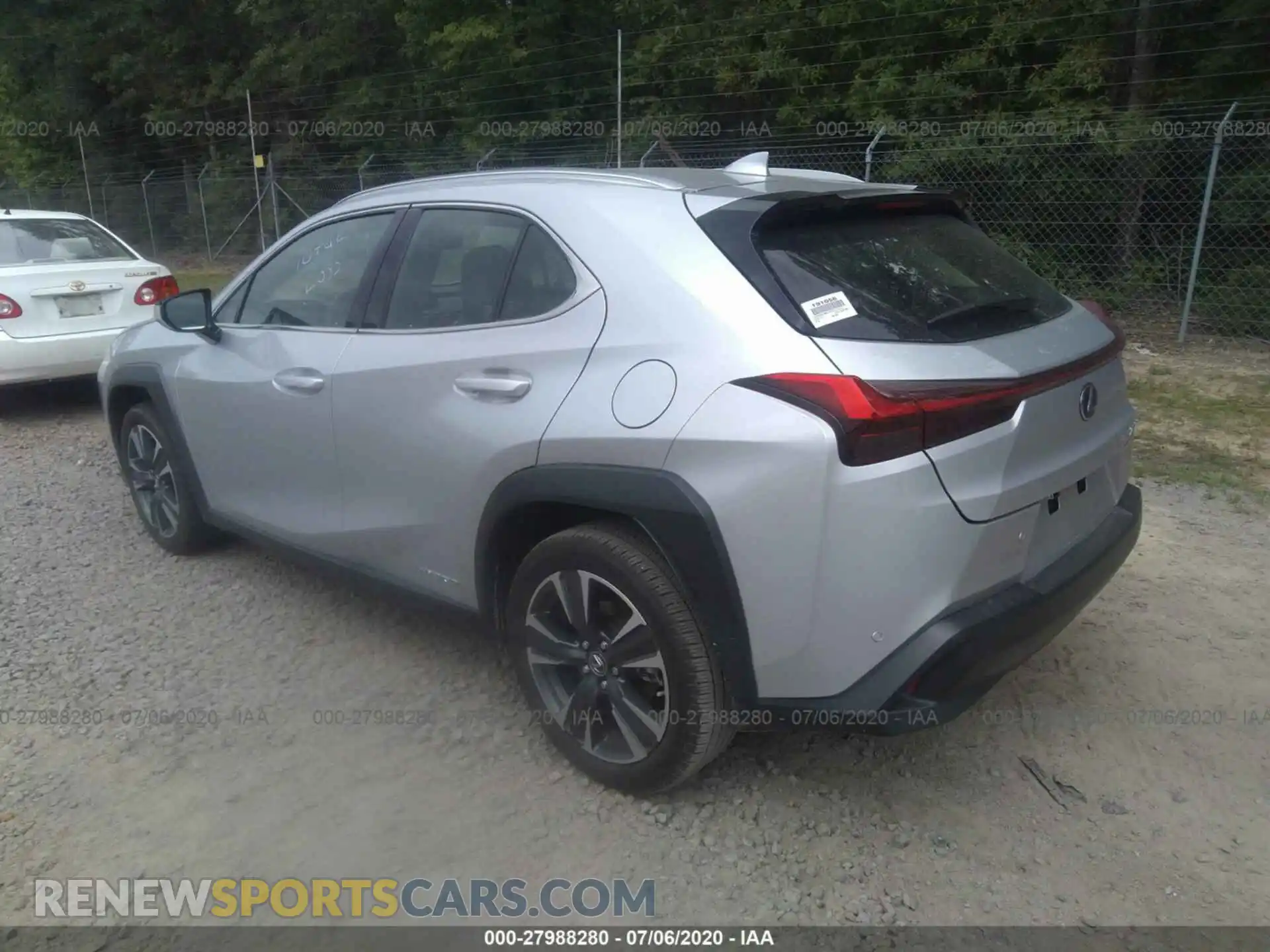 3 Photograph of a damaged car JTHU9JBH1K2012471 LEXUS UX 2019