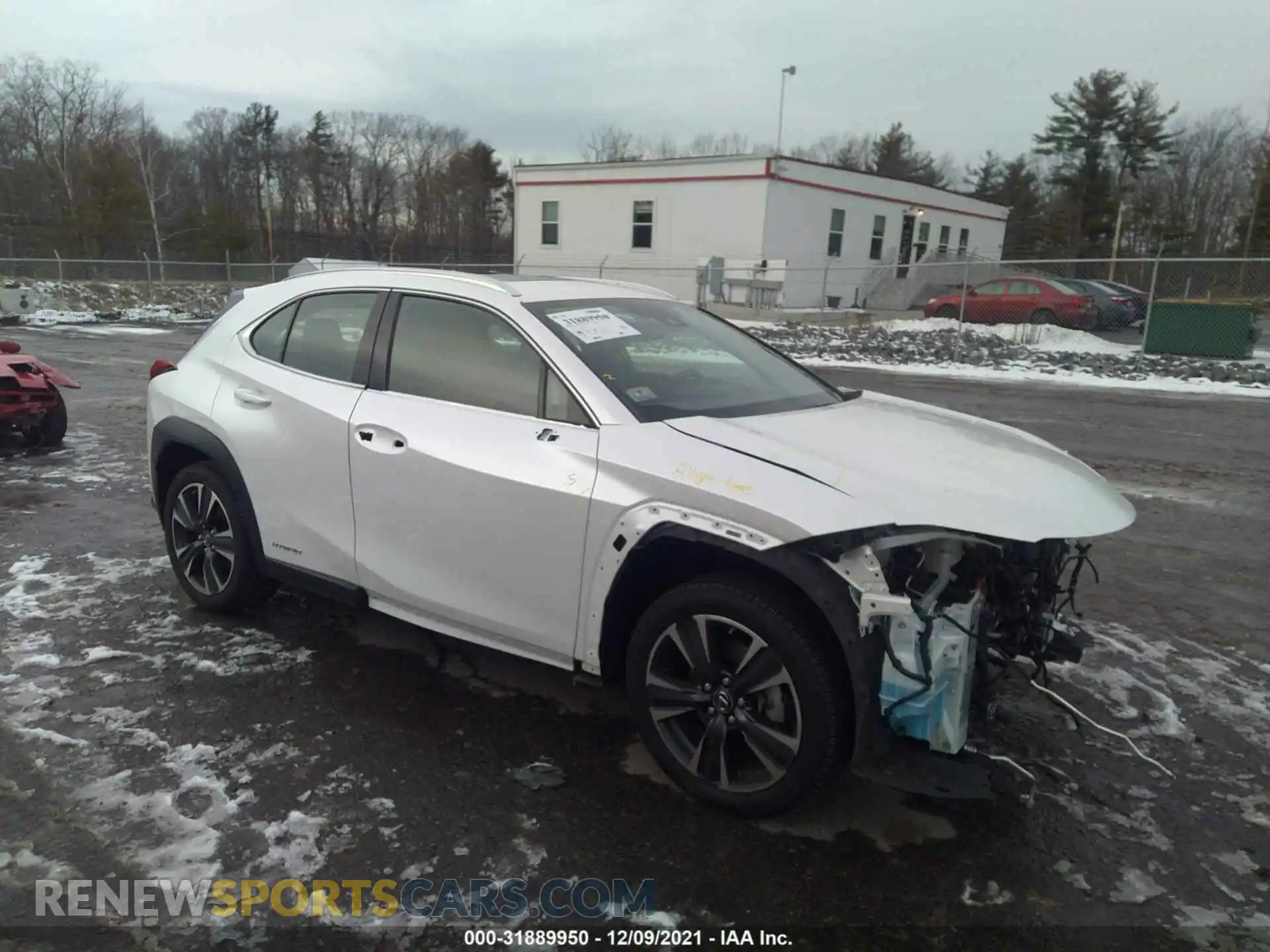 1 Photograph of a damaged car JTHU9JBH6K2016533 LEXUS UX 2019