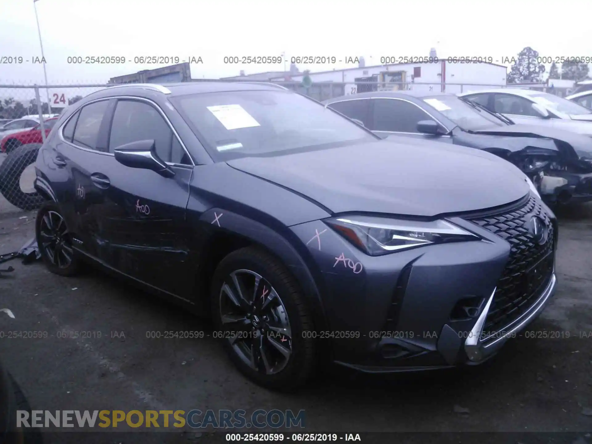 1 Photograph of a damaged car JTHU9JBH7K2005945 LEXUS UX 2019