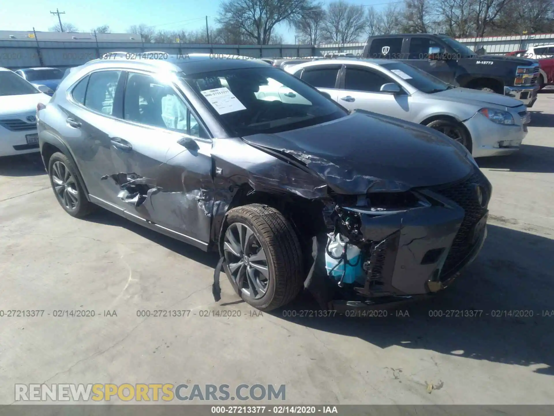 1 Photograph of a damaged car JTHY3JBH1K2009332 LEXUS UX 2019