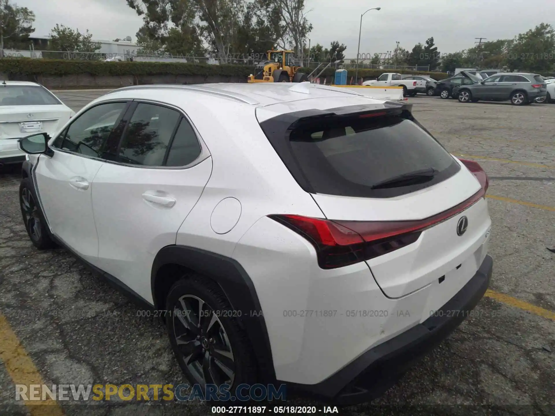 3 Photograph of a damaged car JTHY3JBH3K2018520 LEXUS UX 2019