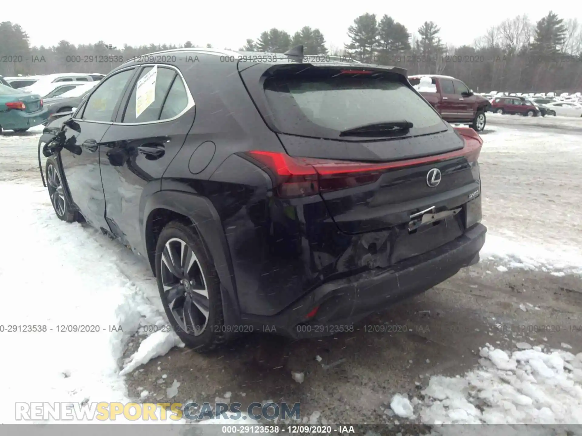 3 Photograph of a damaged car JTHY3JBH4K2002584 LEXUS UX 2019