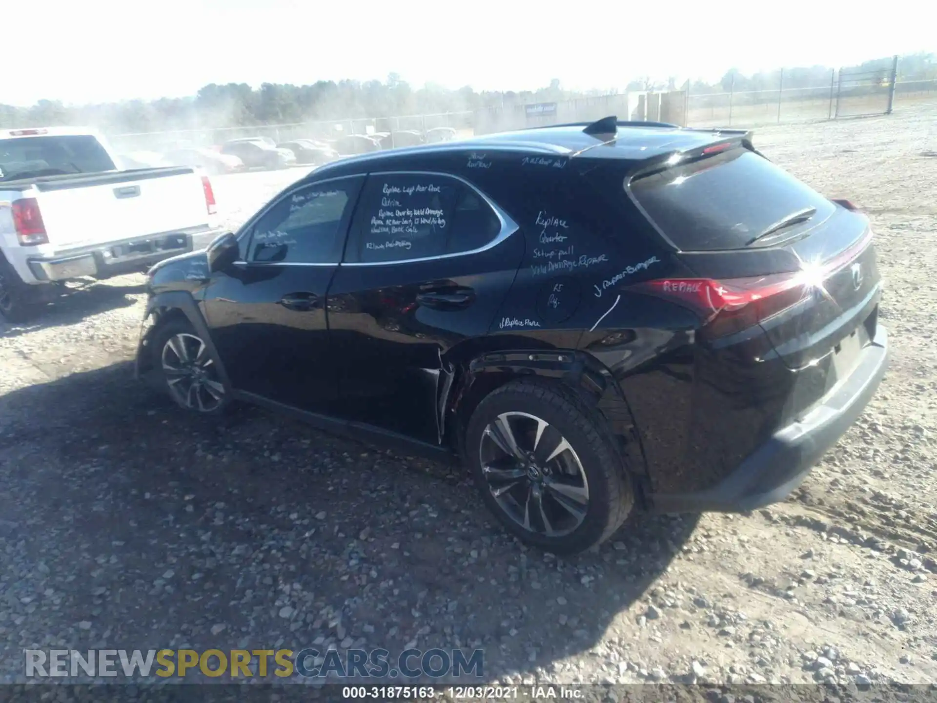 3 Photograph of a damaged car JTHY3JBH6K2005857 LEXUS UX 2019