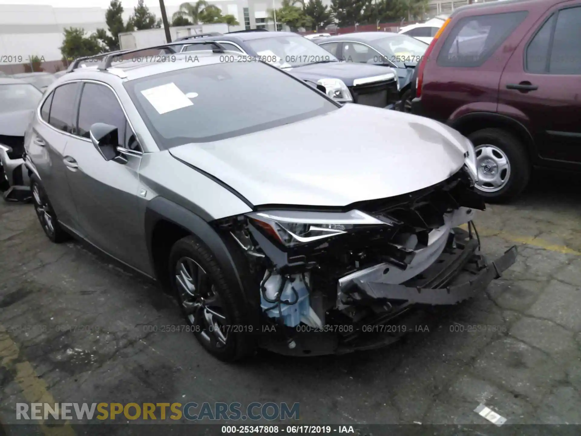 1 Photograph of a damaged car JTHY3JBH9K2005576 LEXUS UX 2019