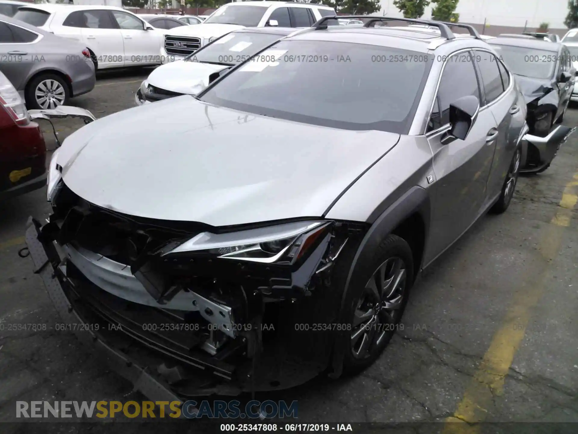 2 Photograph of a damaged car JTHY3JBH9K2005576 LEXUS UX 2019