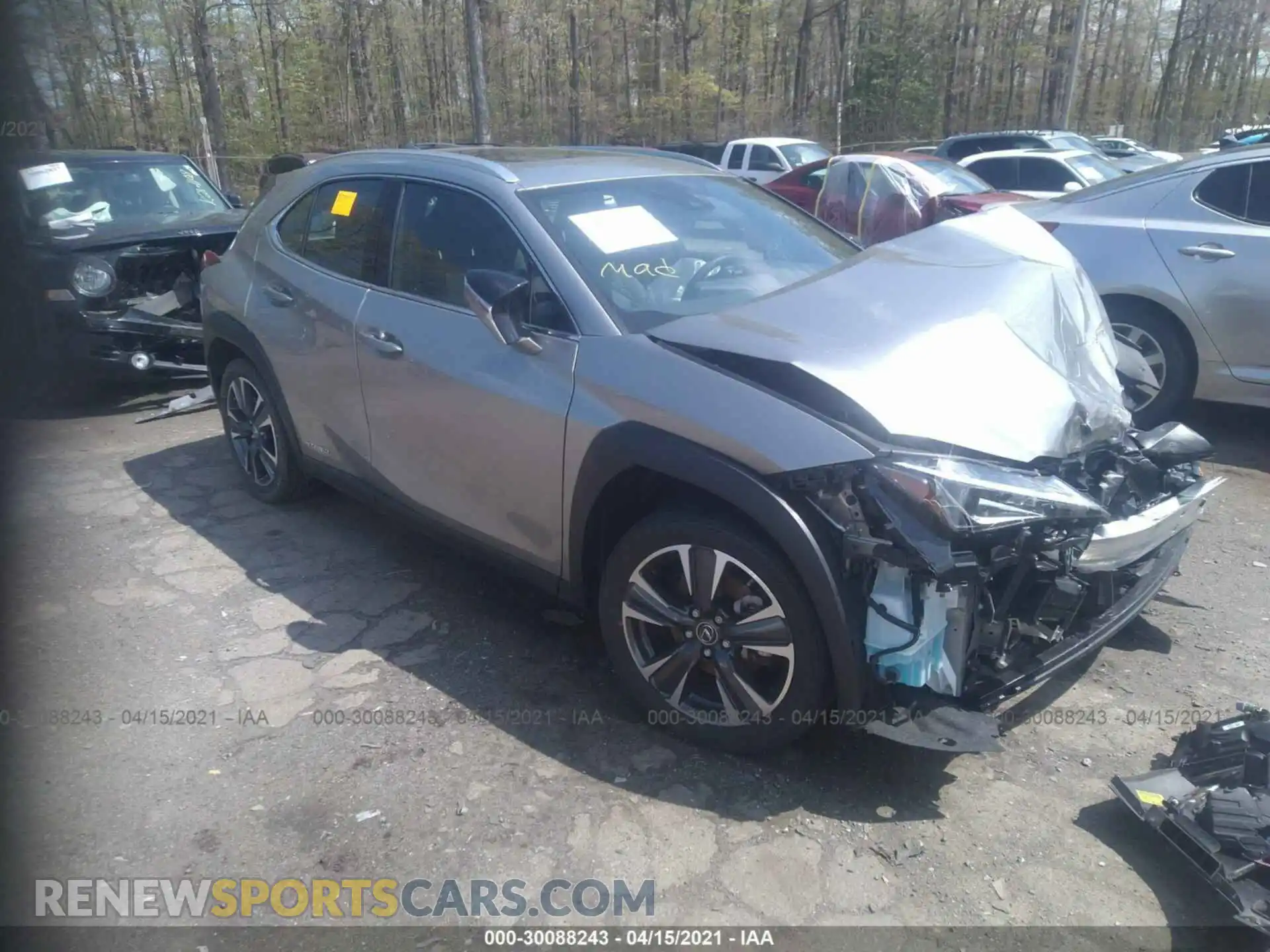 1 Photograph of a damaged car JTHP9JBH0L2033889 LEXUS UX 2020