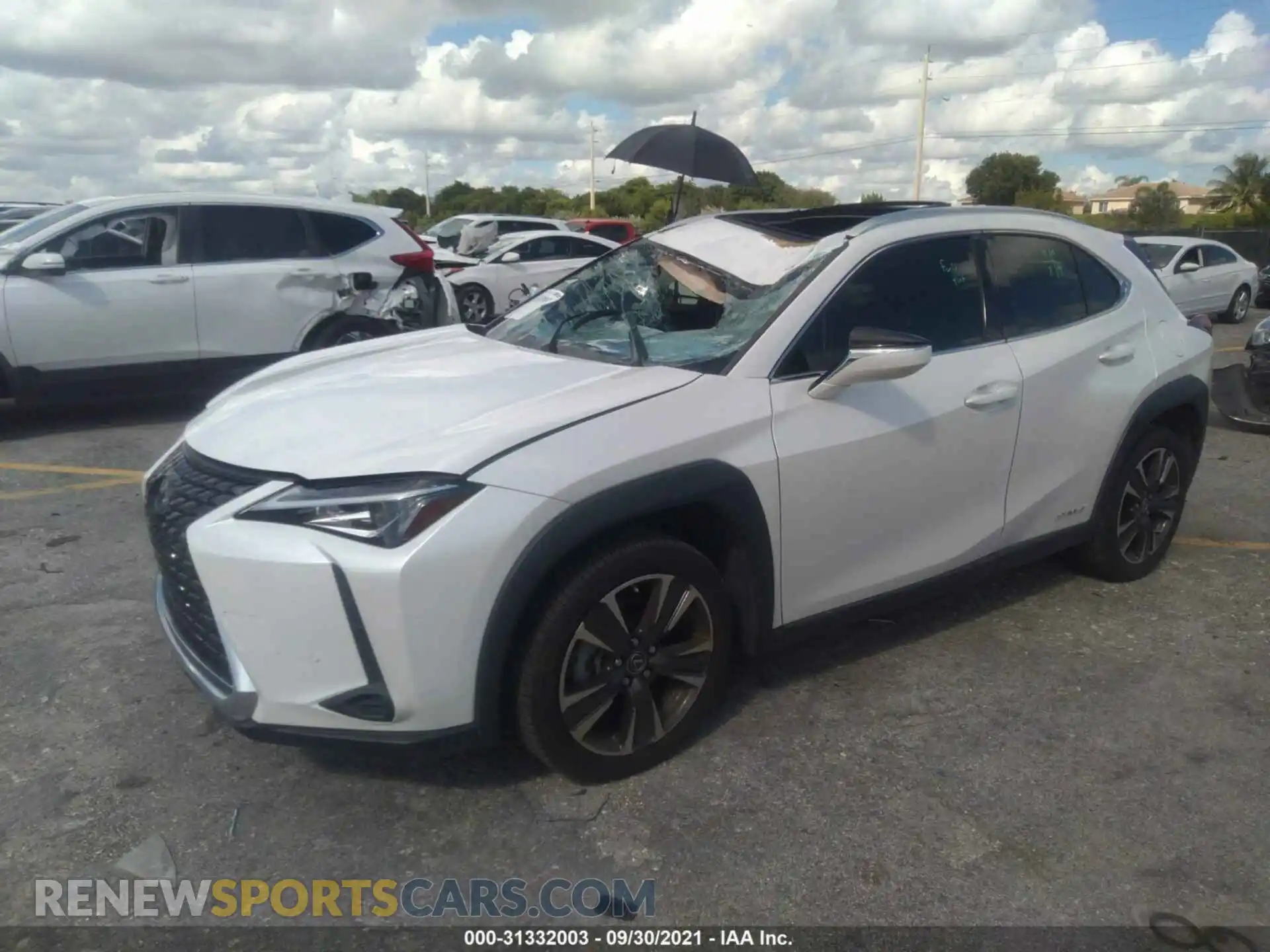 2 Фотография поврежденного автомобиля JTHP9JBH4L2029571 LEXUS UX 2020