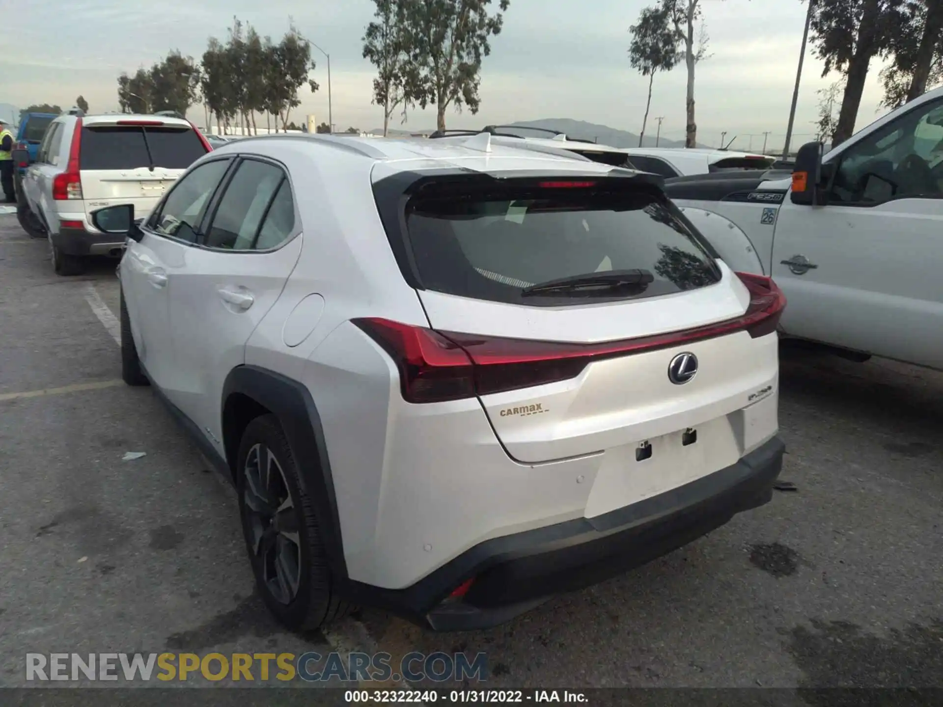 3 Photograph of a damaged car JTHP9JBH8L2021182 LEXUS UX 2020