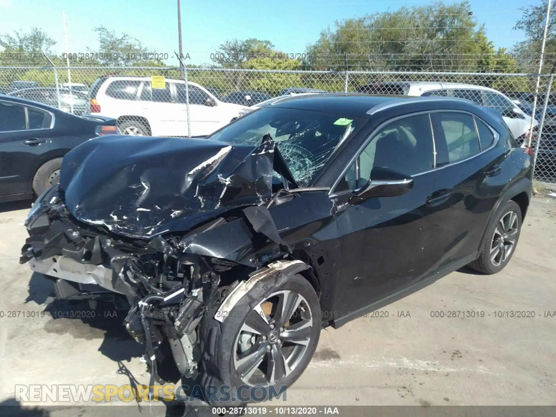 2 fotografías del automóvil dañado JTHX3JBH4L2022072 LEXUS UX 2020