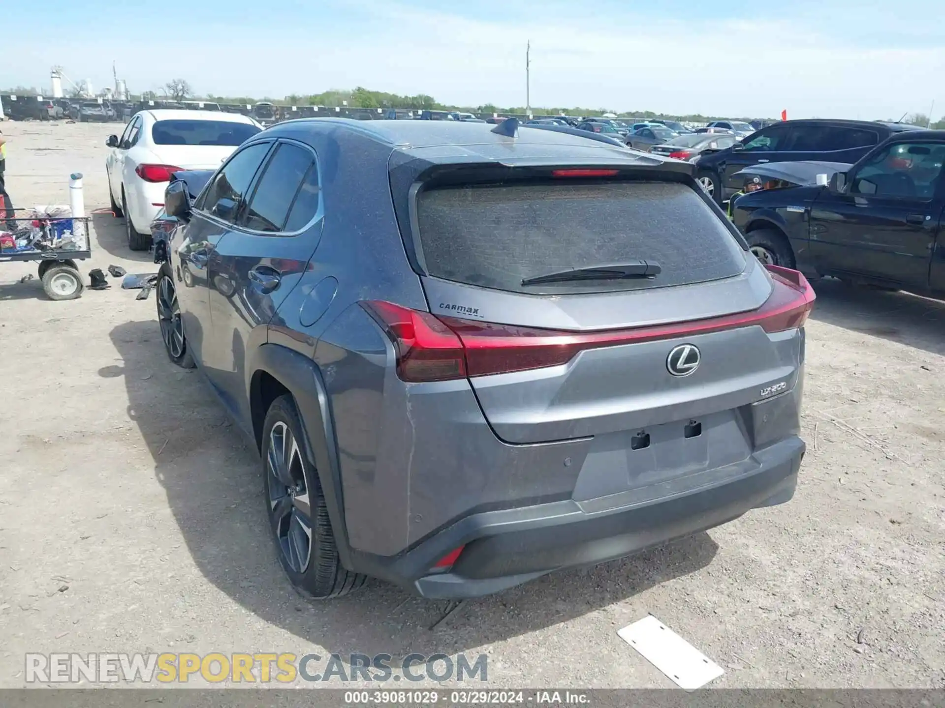 3 Photograph of a damaged car JTHX3JBH3M2036322 LEXUS UX 2021