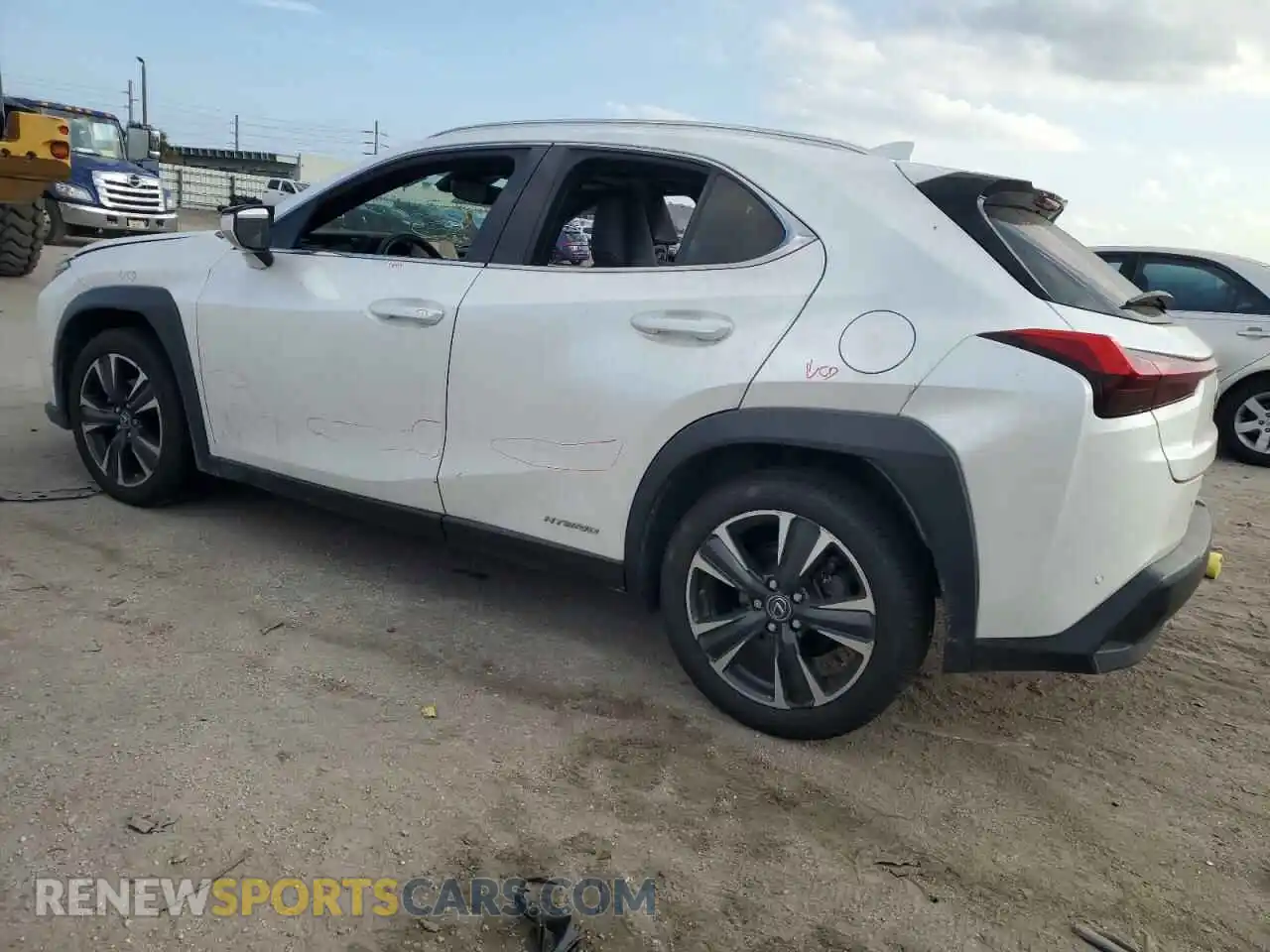 2 Photograph of a damaged car JTHP9JBH1L2031228 LEXUS UX 250H 2020
