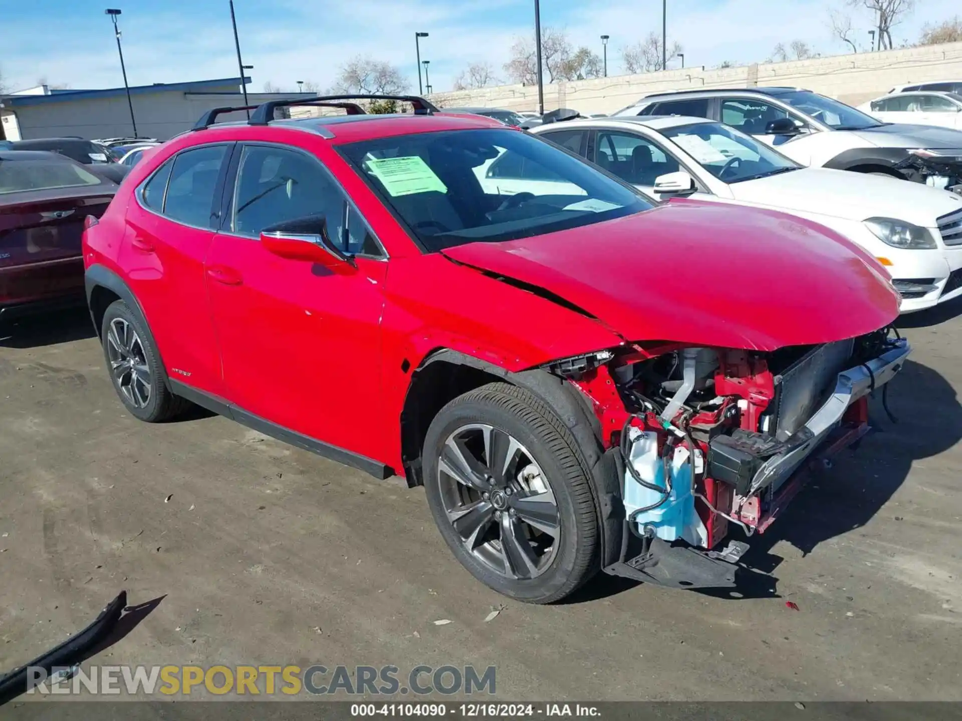 1 Фотография поврежденного автомобиля JTHP9JBH2L2021808 LEXUS UX 250H 2020